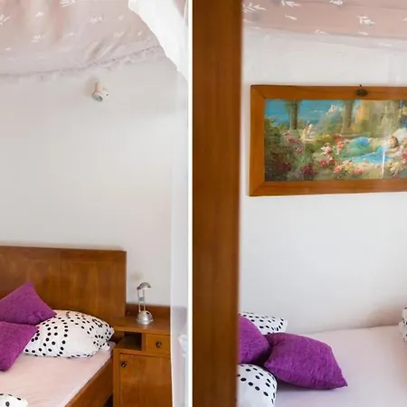 House Kocan-four Bedroom With Terrace And Swimming Pool * Thurinici