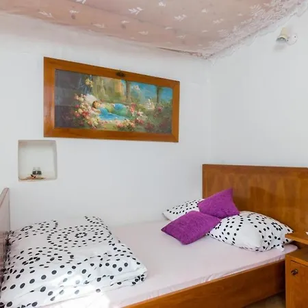House Kocan-four Bedroom With Terrace And Swimming Pool *